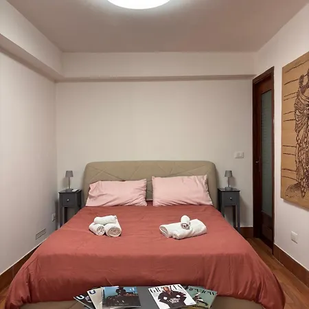 Houel's House Apartment